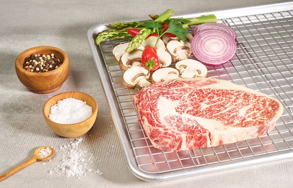 How does wagyu beef fit in with popular diets such as Keto and Paleo?