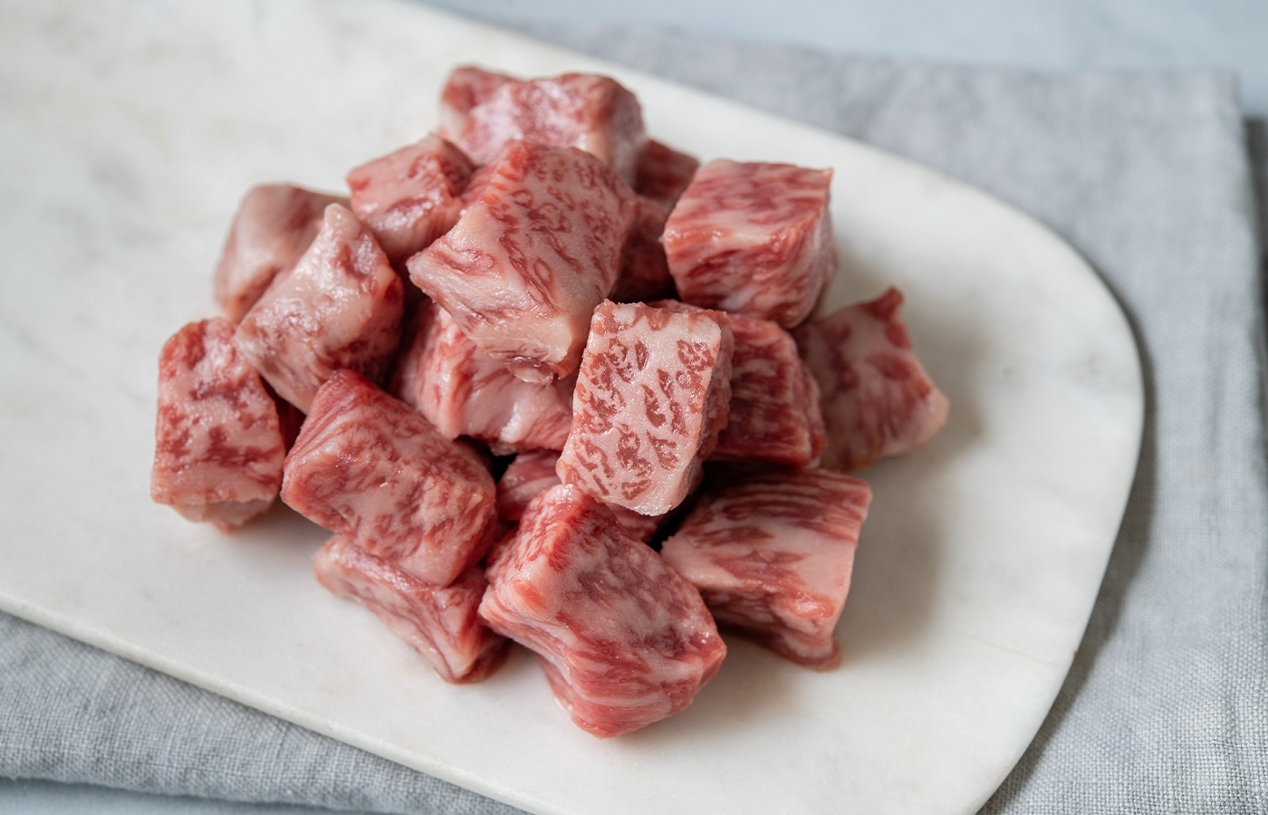 『MIYA WAG GRAB RED』 Miyazakigyu | A5 Wagyu Beef Short Rib Cubes ( 2 pkgs ) – The Wagyu
